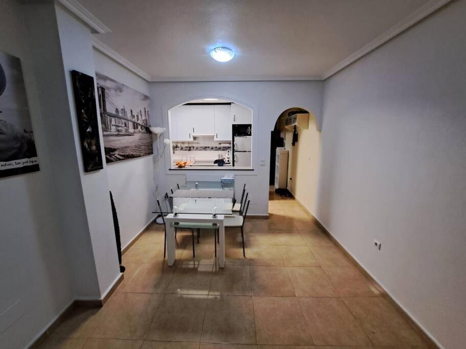 Apartament Julia De Lux Torrevieja Exterior foto
